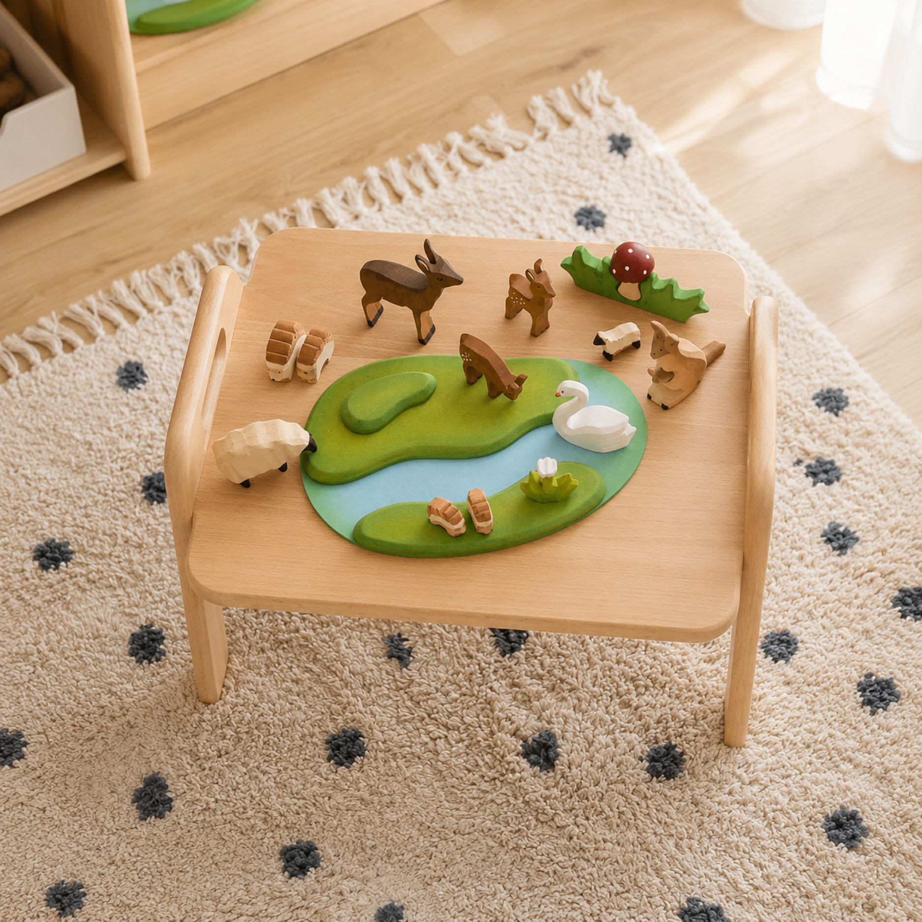 LIONHERZ Montessori tavolino pavimento faggio Piccolo 1-3 anni