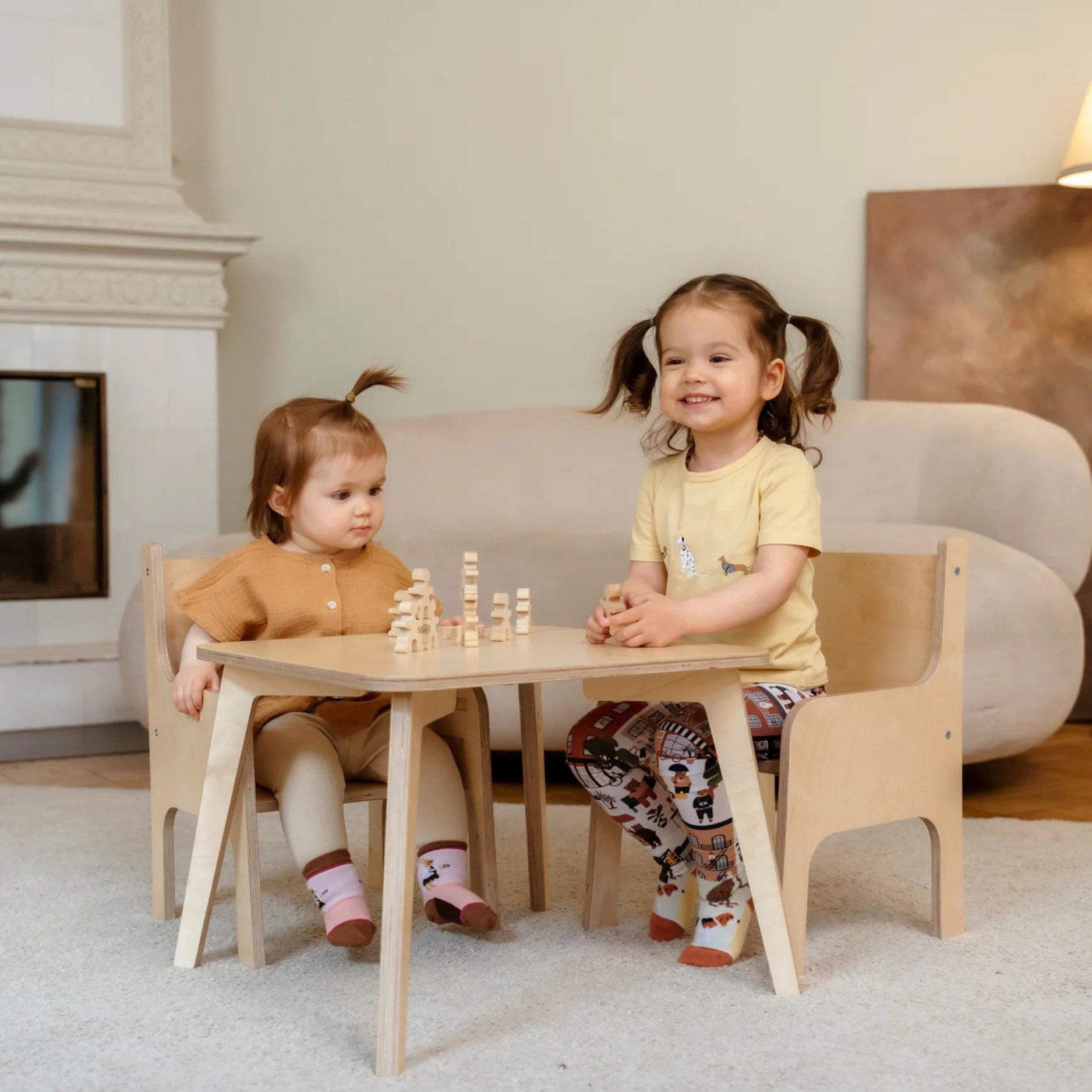 Lionherz Tulla Tavolo Bambini legno naturale regolabile