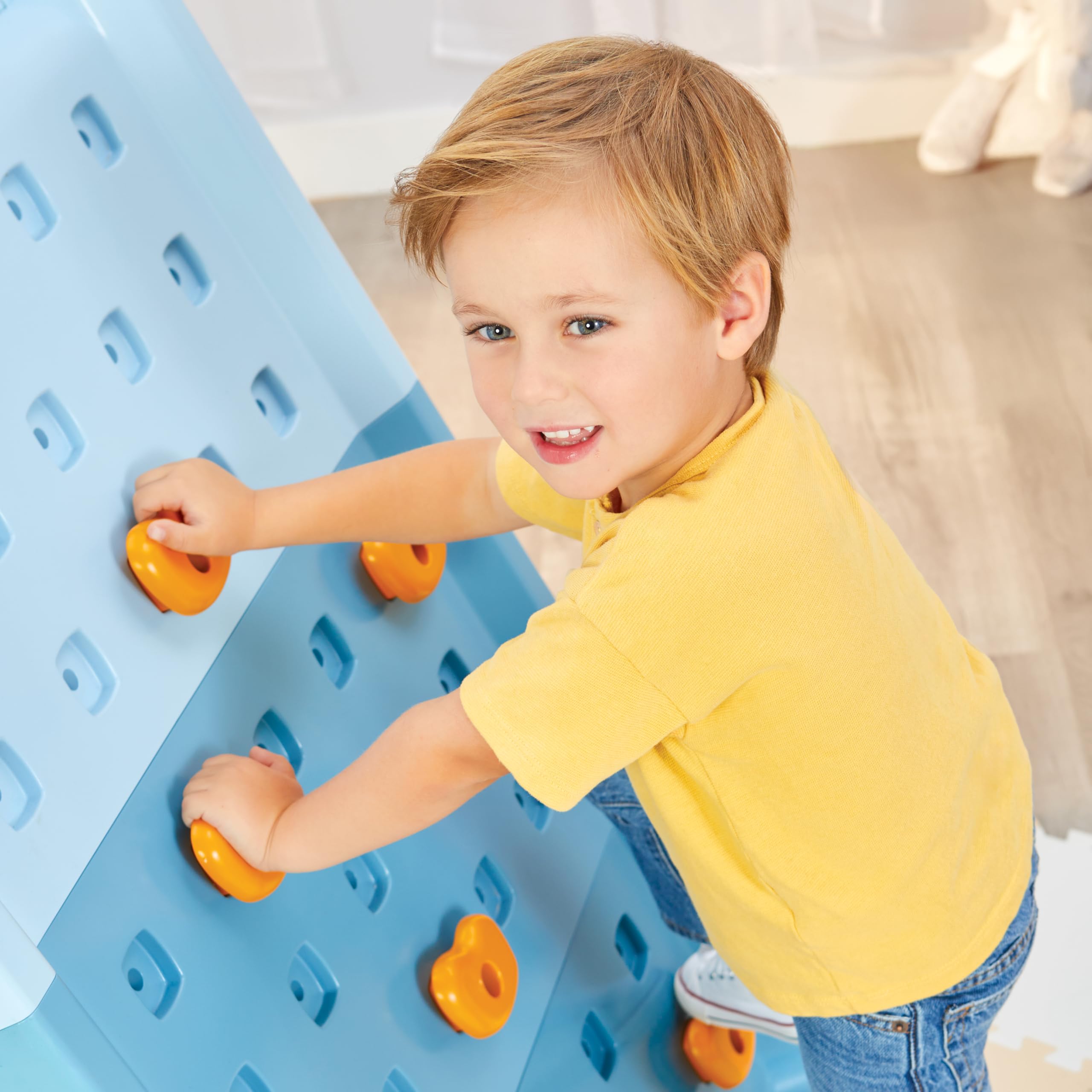 Little Tikes Active Play Campin' & Climb Parete Arrampicata con Tenda 3+ anni