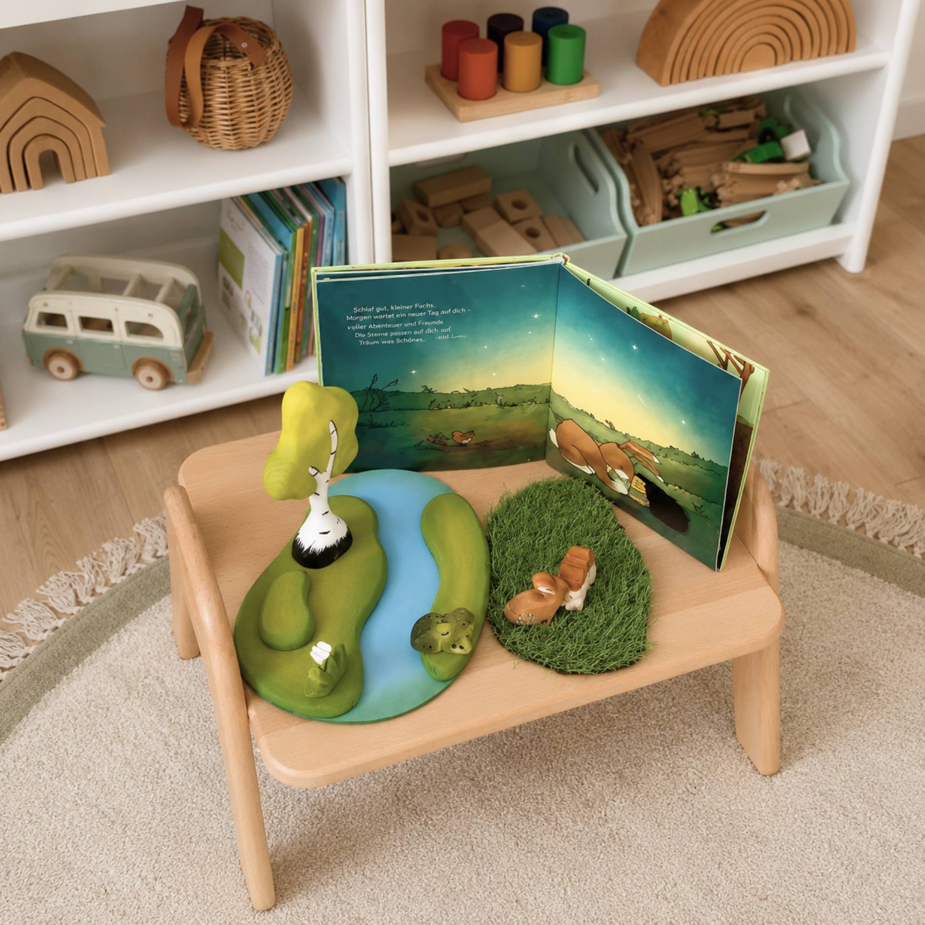 LIONHERZ Montessori tavolino pavimento faggio Piccolo 1-3 anni