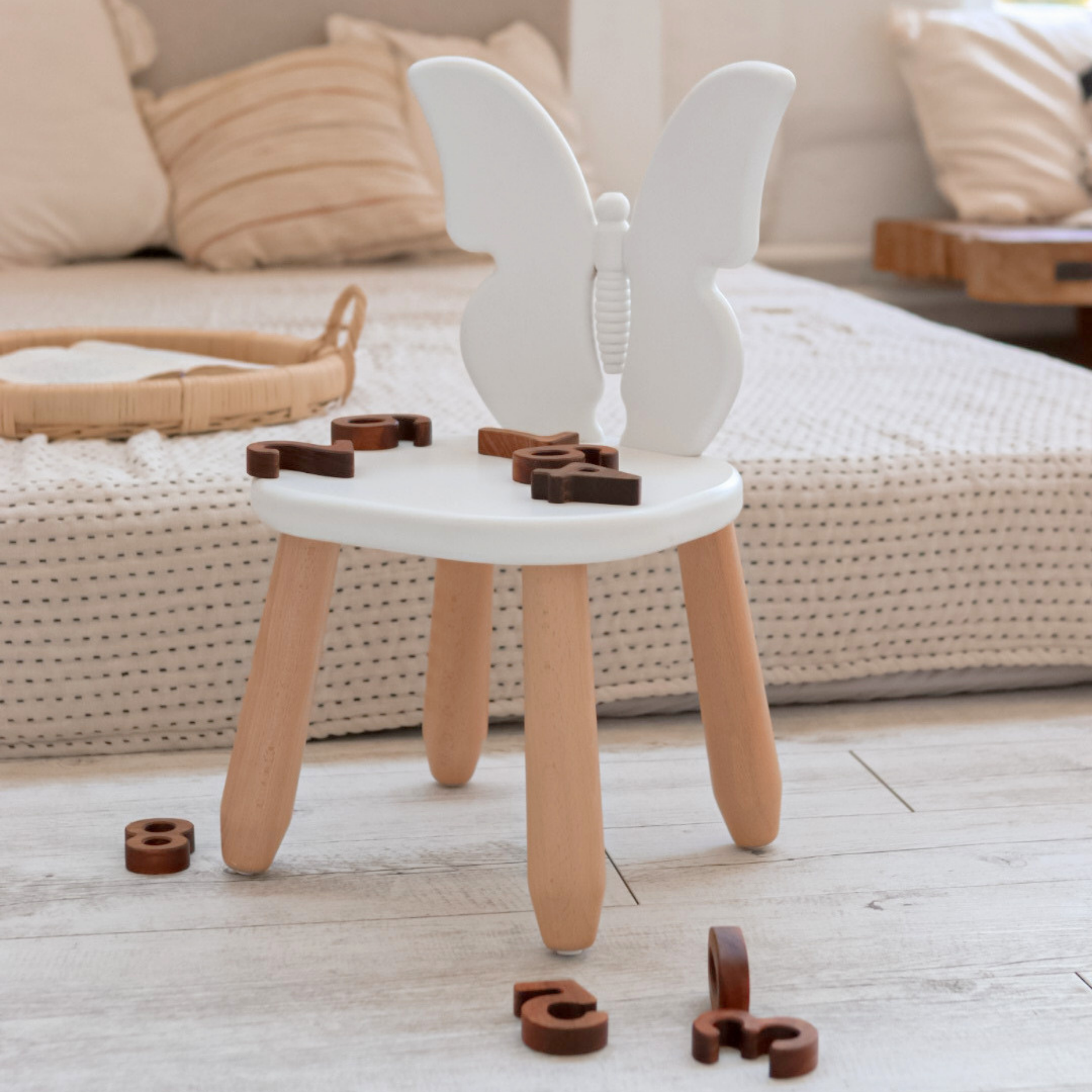 LIONHERZ Solo Set Butterfly tavolo+sedia faggio 1-5 anni
