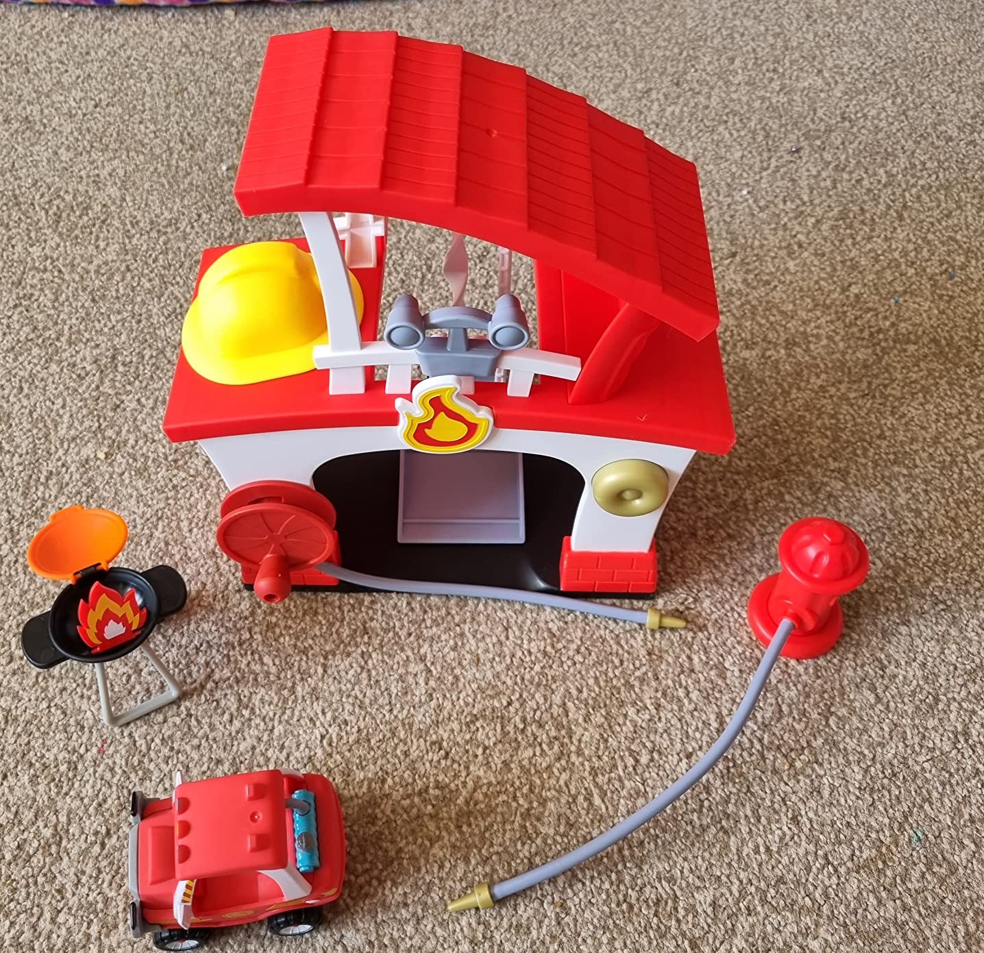 Little Tikes Cozy Coupe Stazione Pompieri Playset