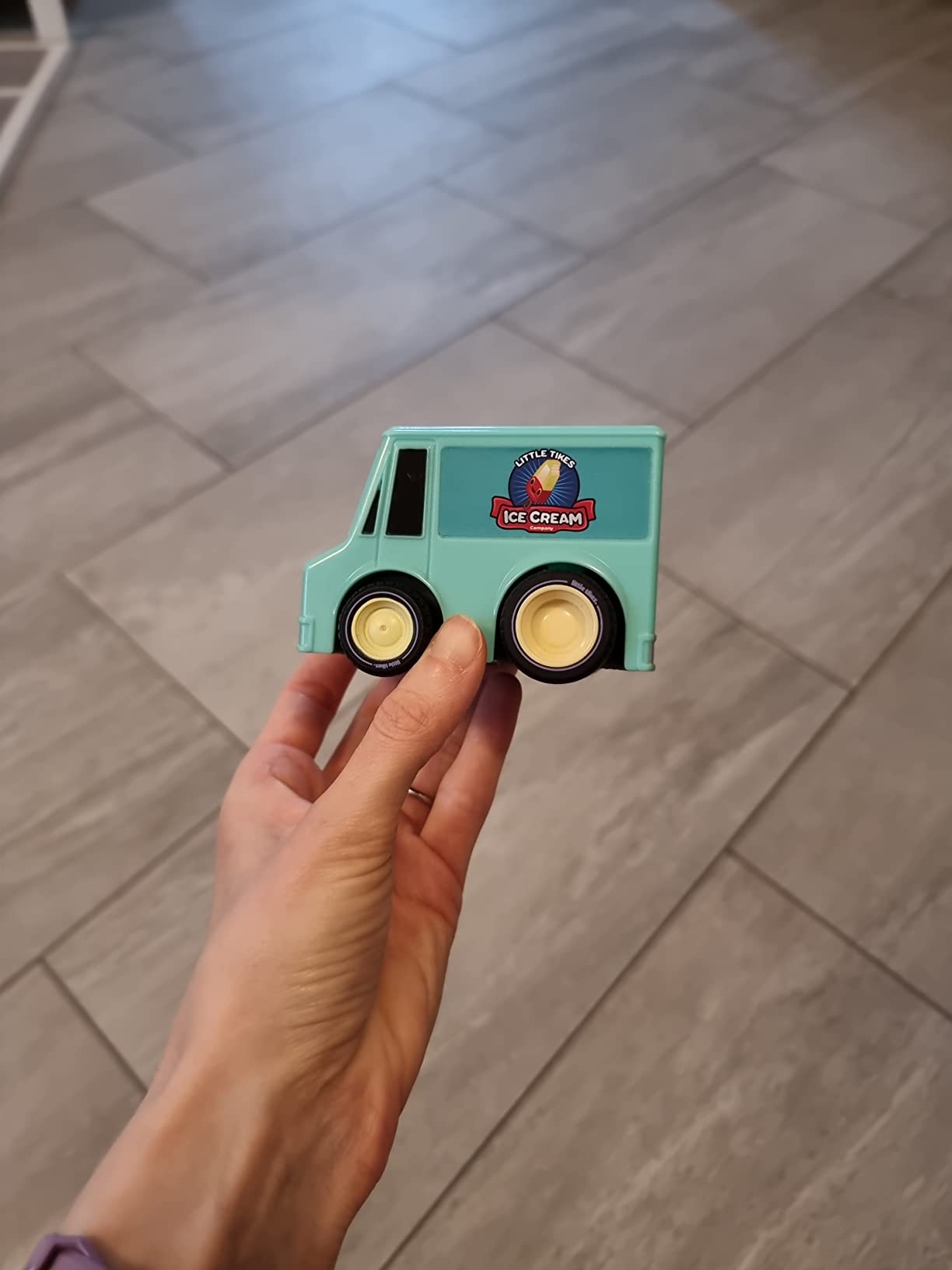 Little Tikes Crazy Fast Camion Gelati Pullback Veicolo 15 m 2 Anni