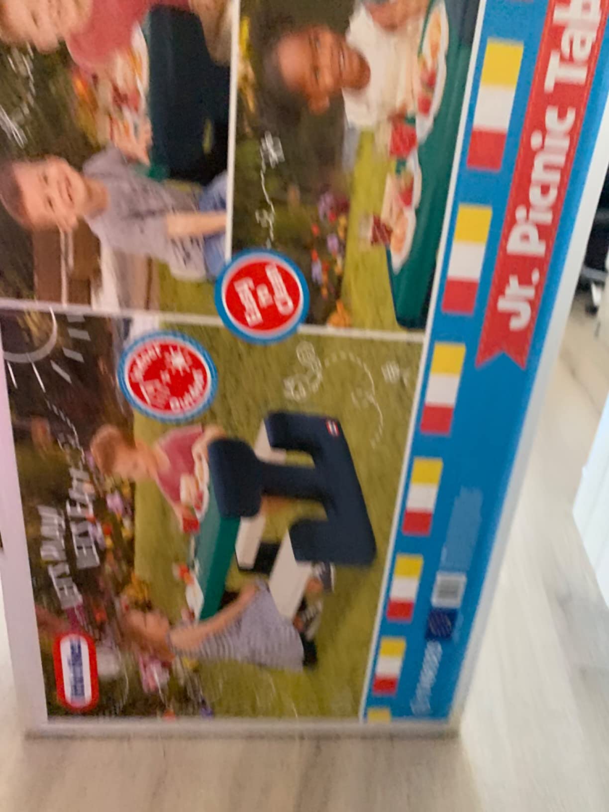Little Tikes Furniture Junior tavolo picnic 4 posti 74x80 cm
