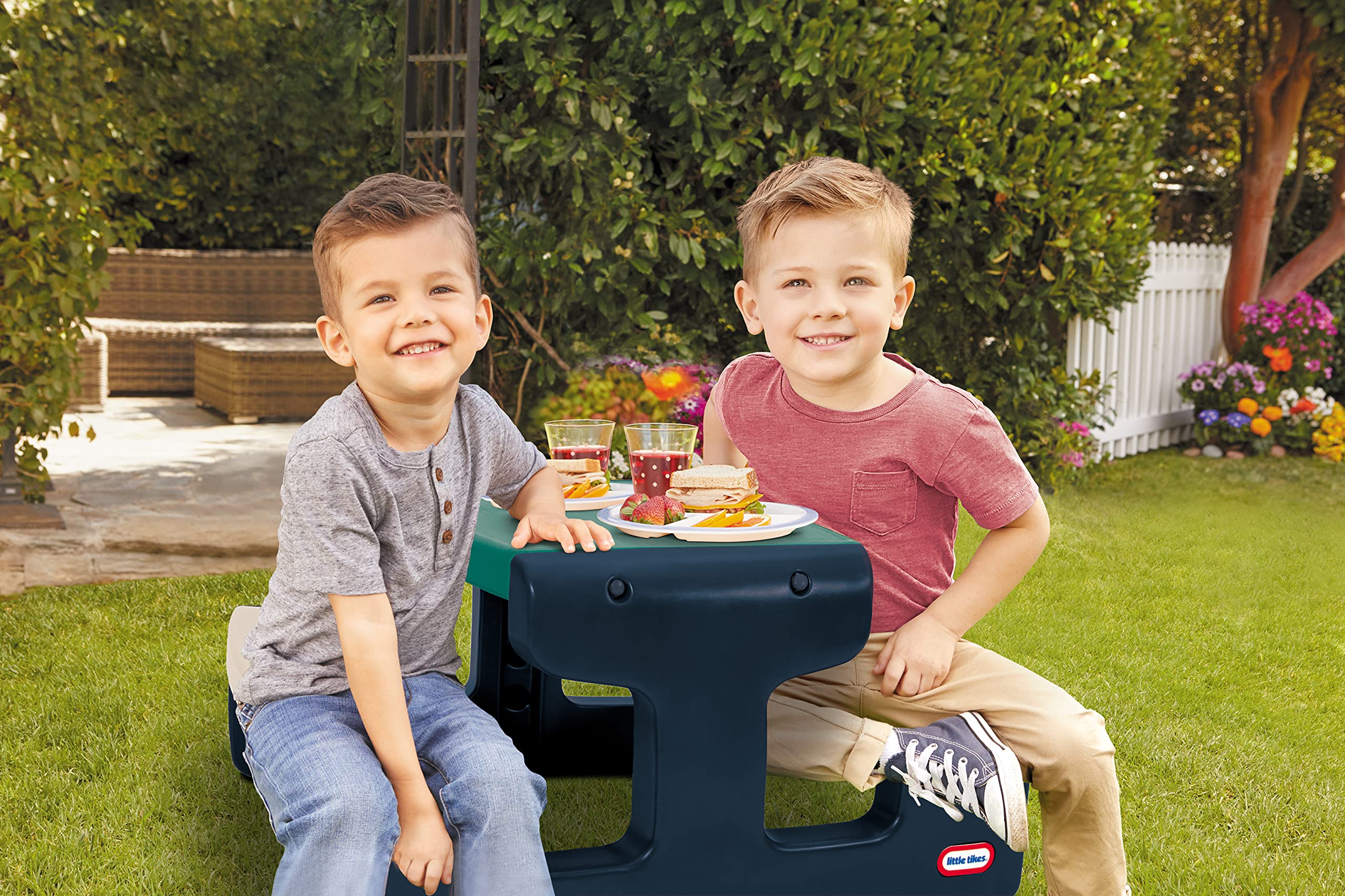 Little Tikes Furniture Junior tavolo picnic 4 posti 74x80 cm