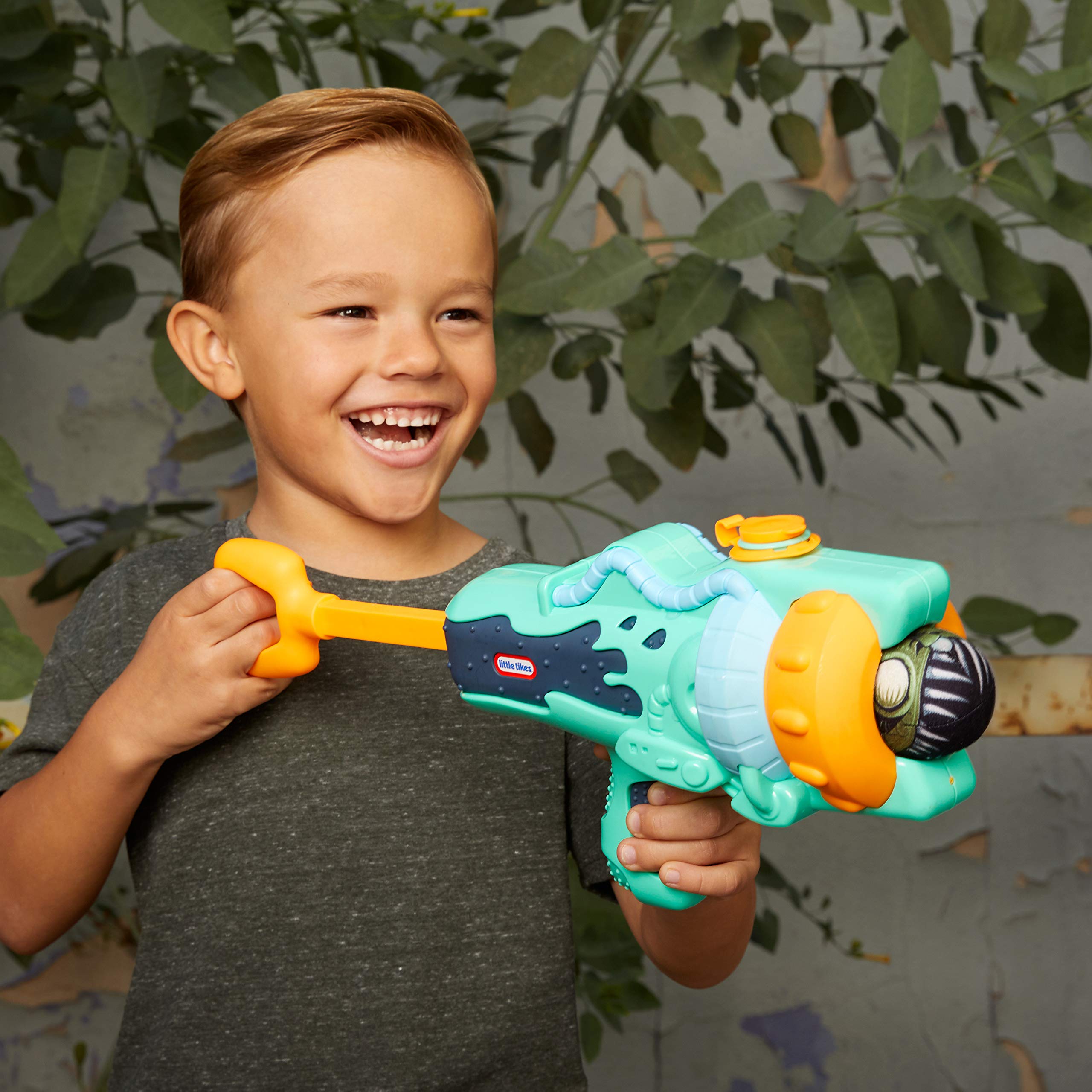 Little Tikes Active Play Mighty Blasters spray blaster 3 pods