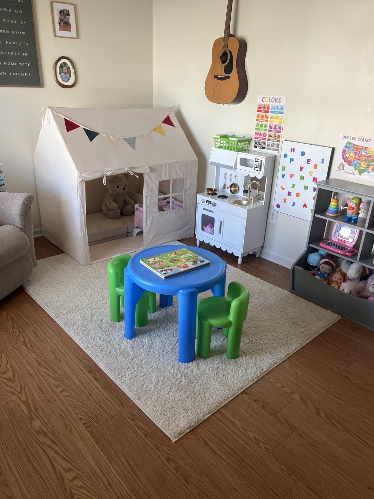 Little Tikes Bright 'n Bold Tavolo con 2 Sedie Verde Blu