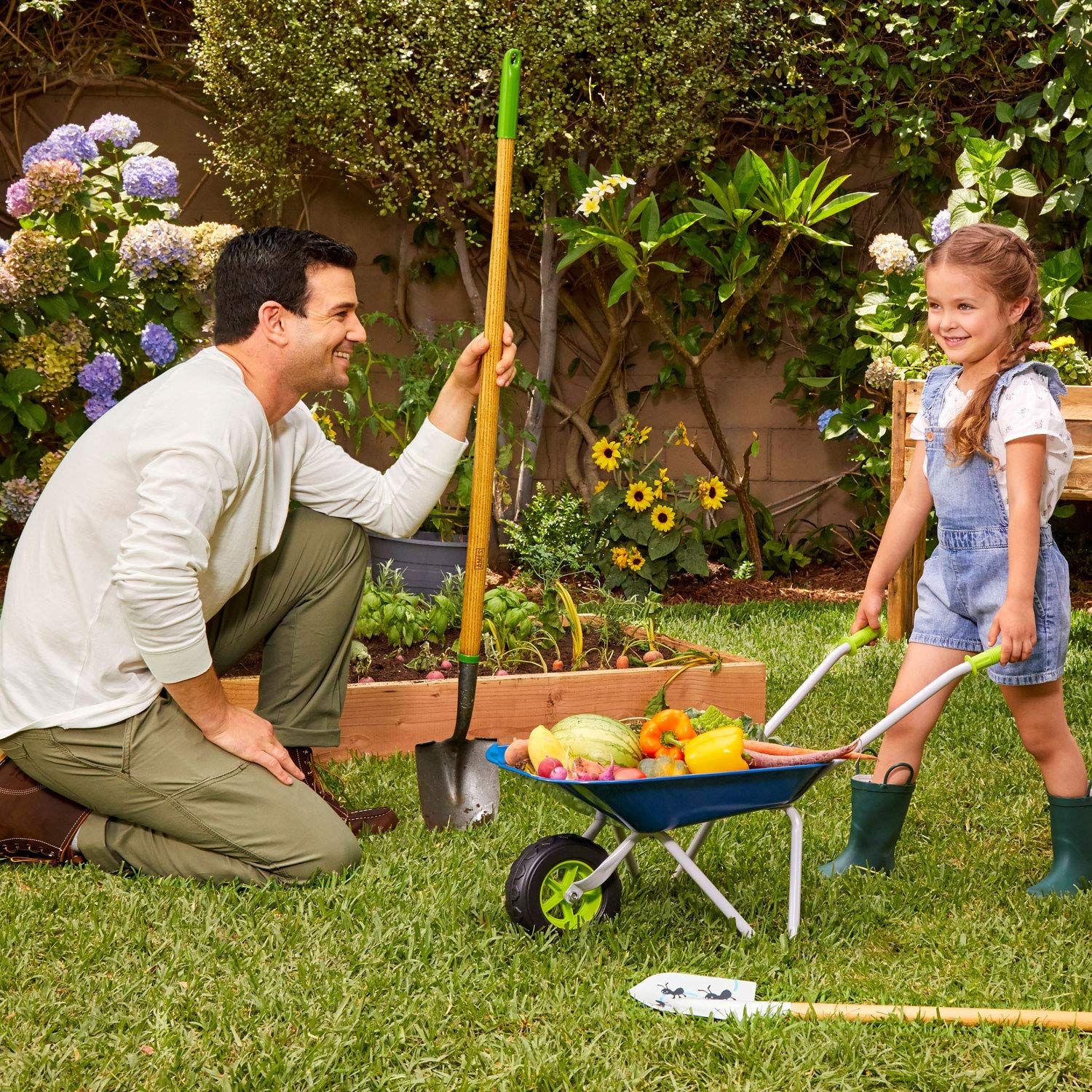 Little Tikes Growing Garden Carriola Giocattolo con Pala da Giardino