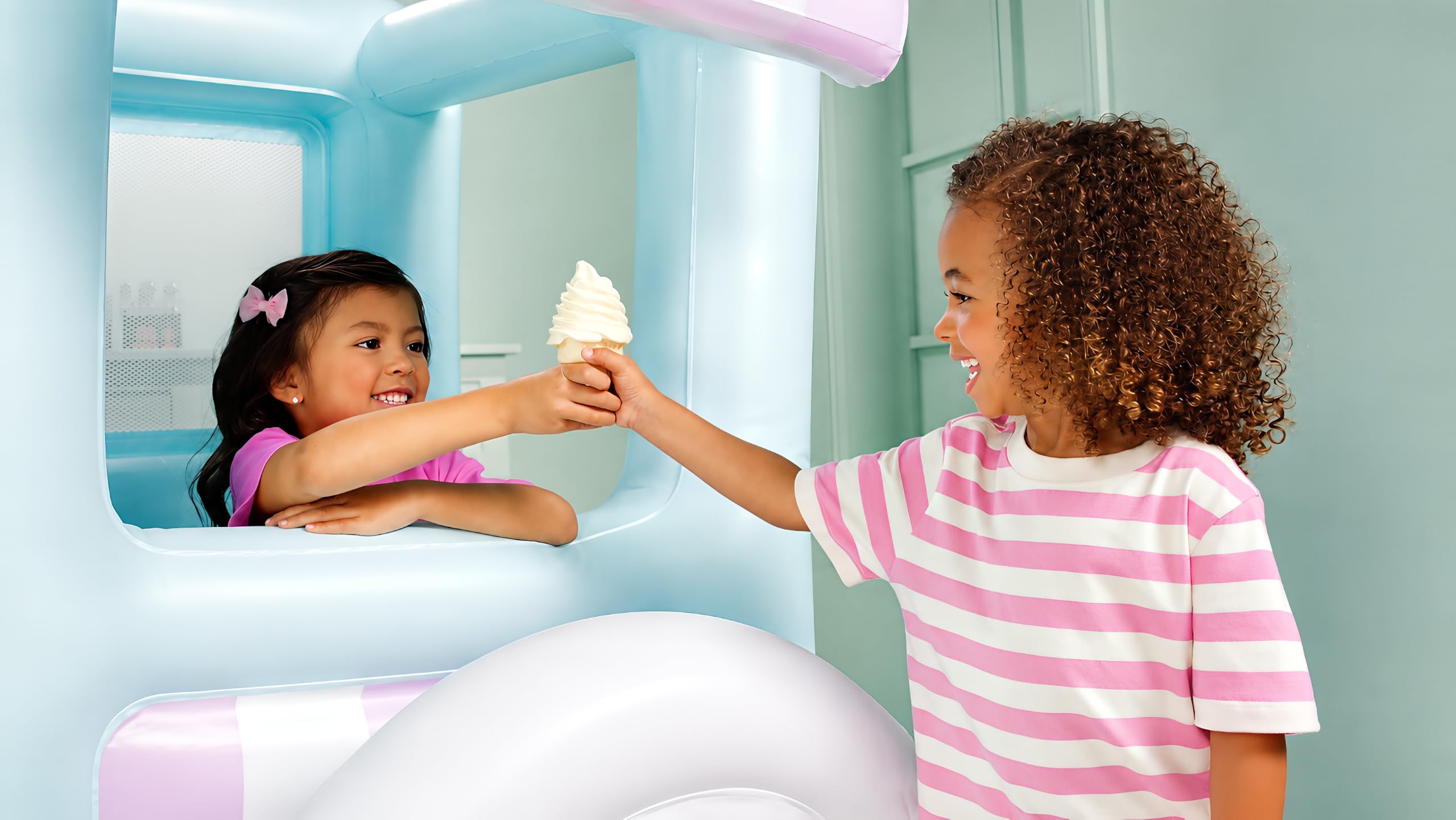 Little Tikes Sweet Spaces casetta gelato gonfiabile interno 2-5 anni