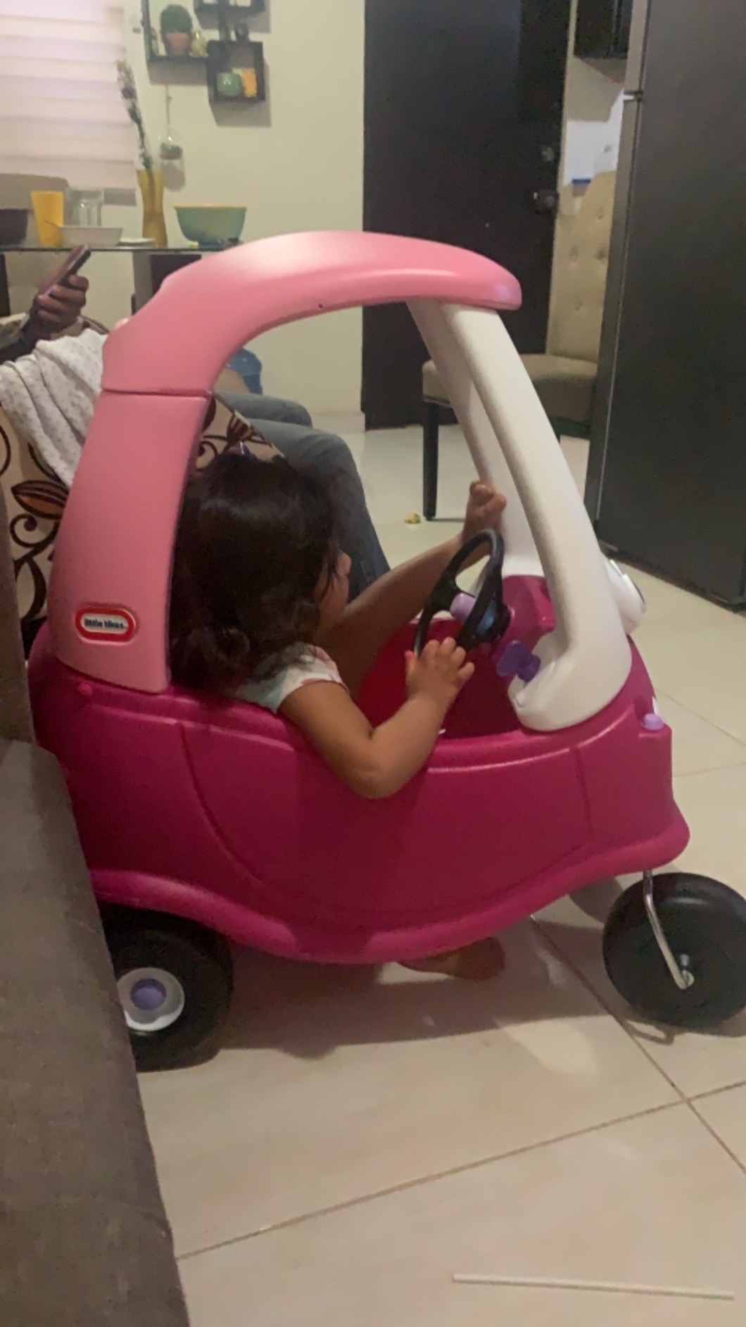 Little Tikes Princess Cozy Coupe Macchinina Rosa con Maniglia