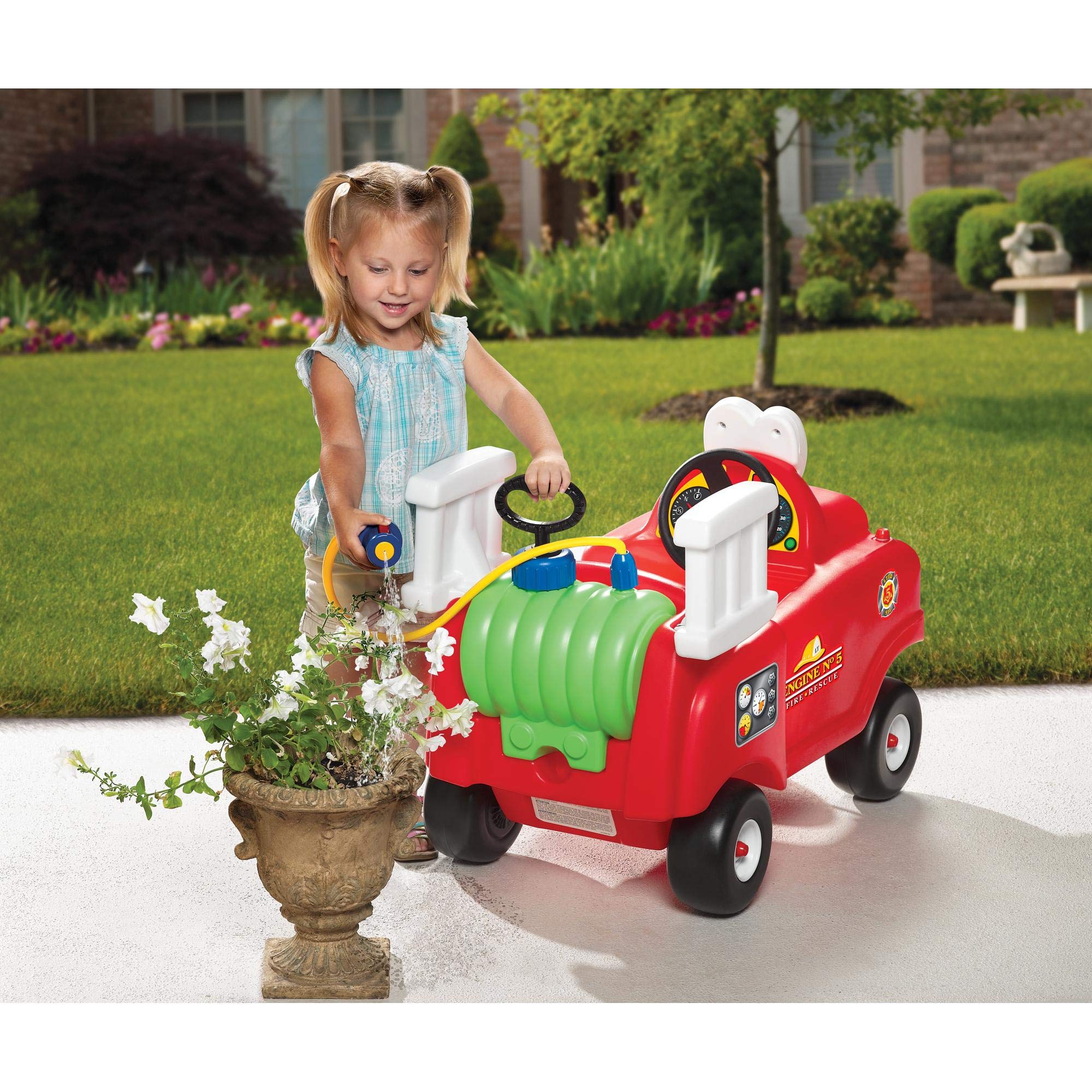 Little Tikes Ride-ons Spray e Rescue camion pompieri cavalcabile