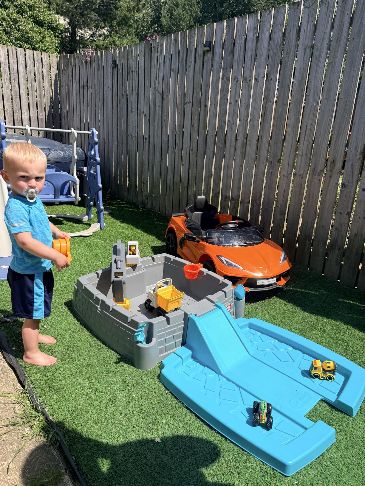 Little Tikes Dirt Diggers Excavator Sandbox sabbiera escavatore con coperchio