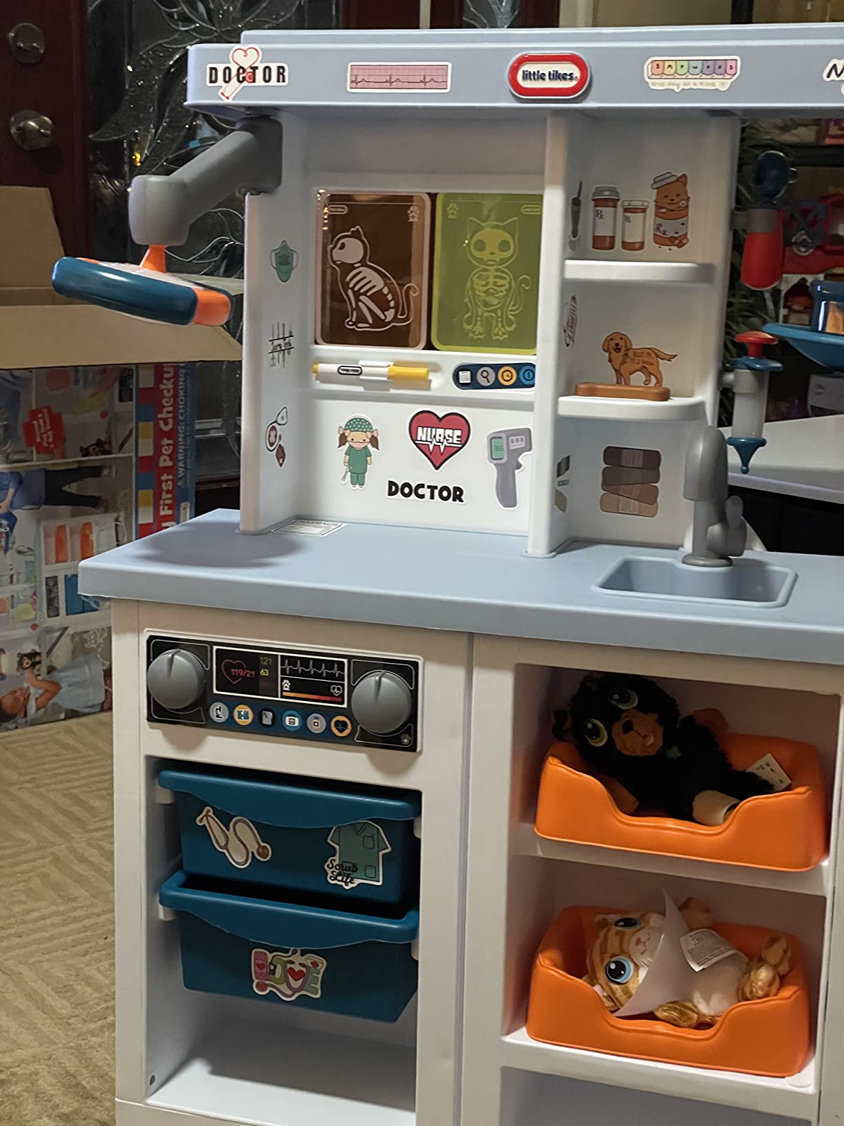 Little Tikes My First Pet set veterinario con raggi X 15 accessori