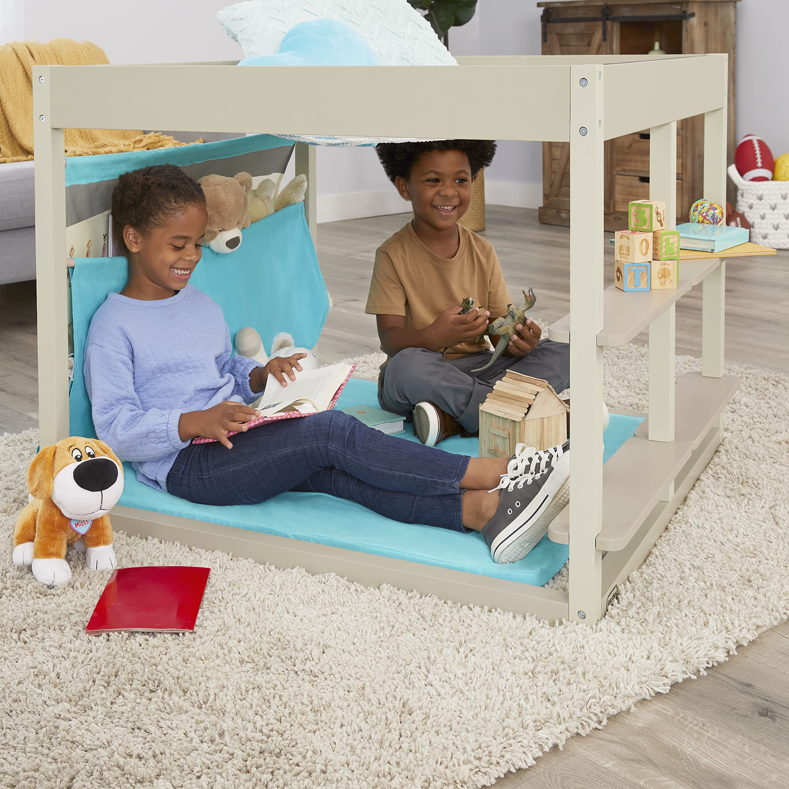 Little Tikes Read & Dream Angolo Relax Interni 3-8 Anni