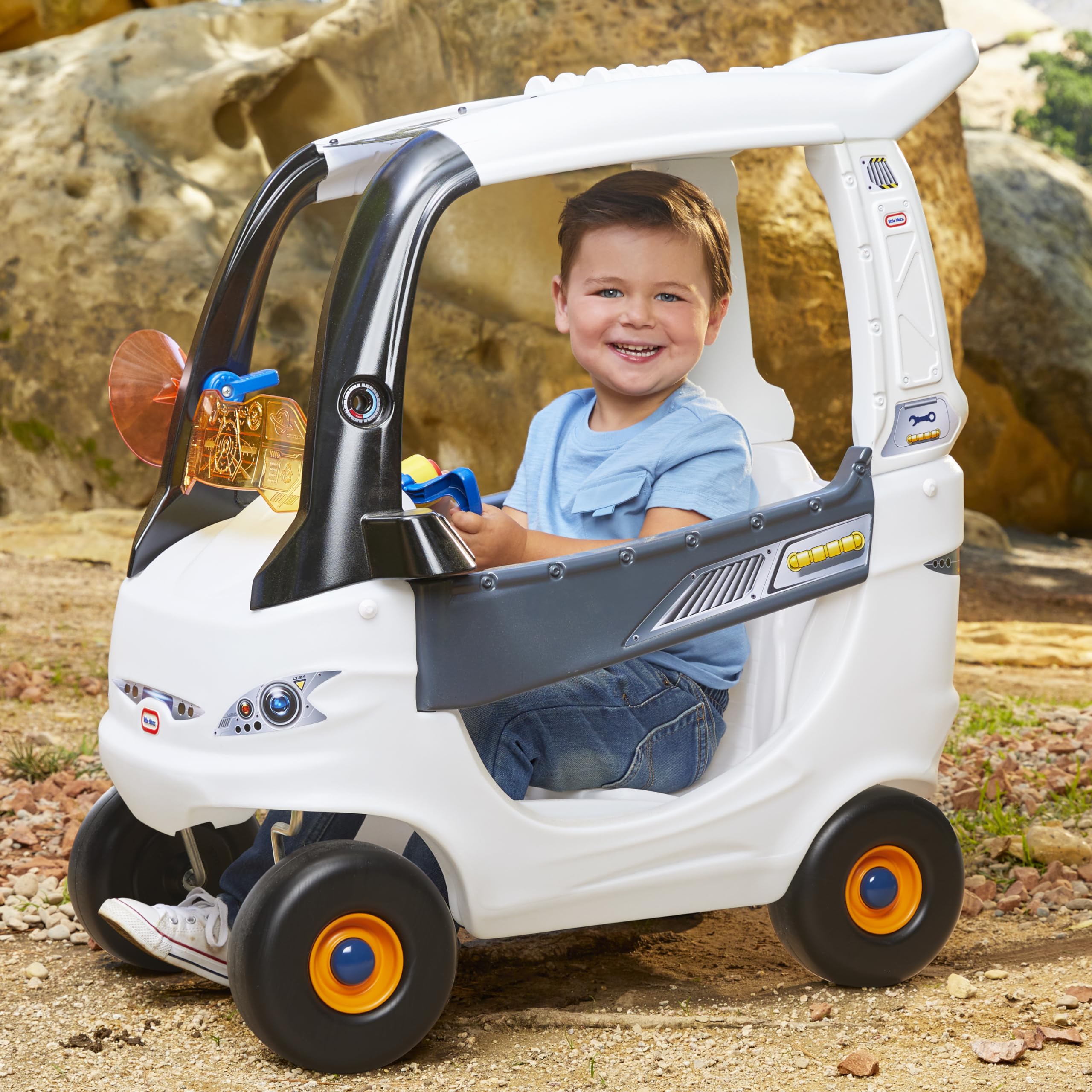 Little Tikes Adventure Rover cavalcabile con maniglia